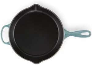 Le Creuset Signature 20187263600422 Cast Iron High Frying and Serving Pan for All Hobs and Ovens, 26 cm, 2 litres, Ocean